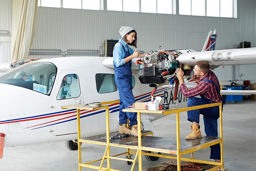 service-of-airplane-4ZXQUFXp.jpg